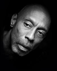 aksenti-duane2-768x960